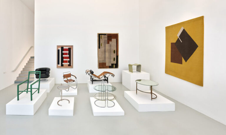 golden-age-exhibition2