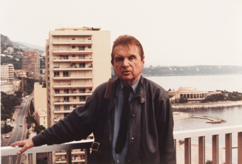 Bacon on the terrace of the Trocadero residence, Monaco, 1986. Photo: John Edwards